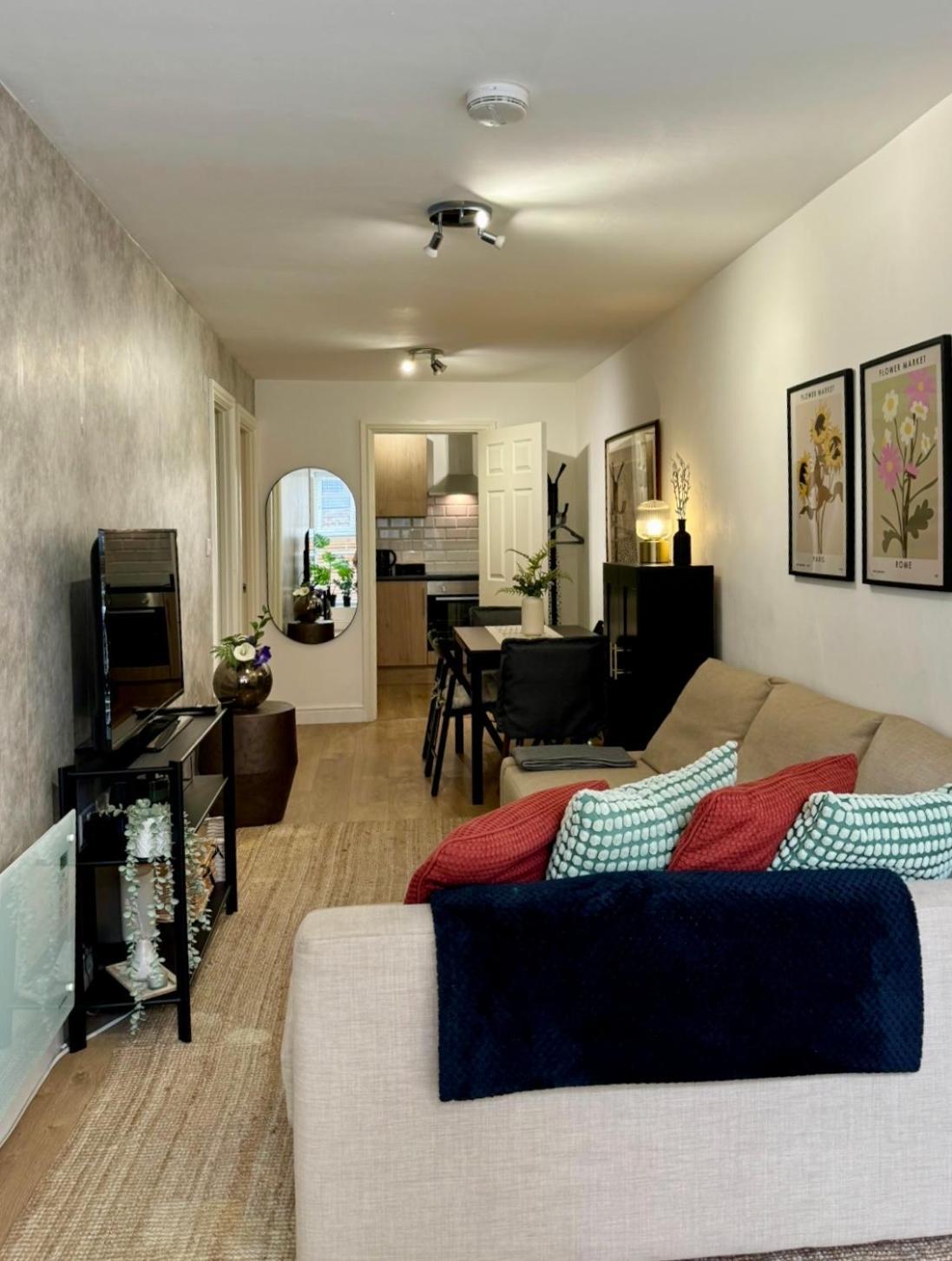 Holiday Home 2Br L 2Ba With Patio-Sleep 6 伦敦 外观 照片