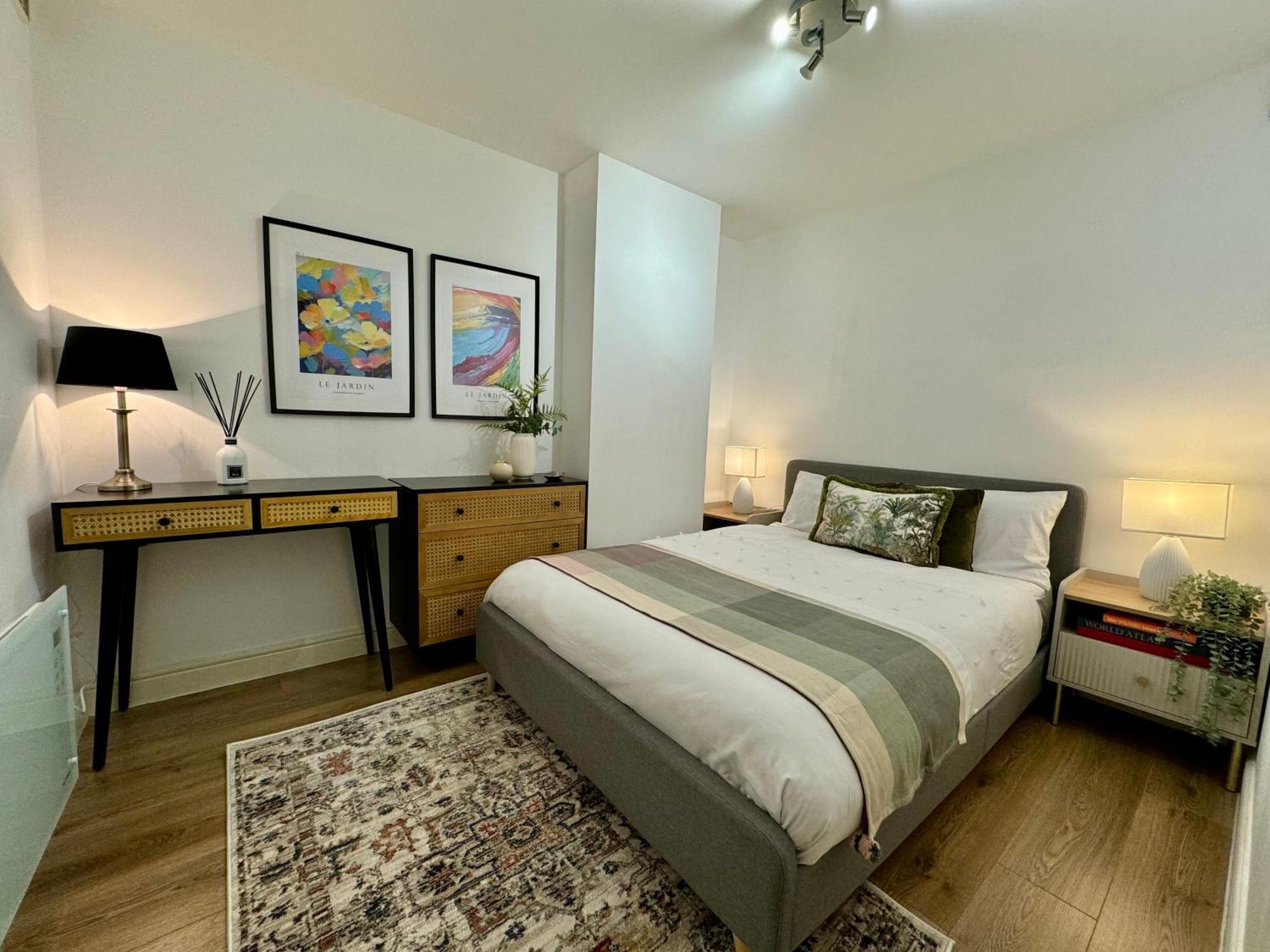 Holiday Home 2Br L 2Ba With Patio-Sleep 6 伦敦 外观 照片